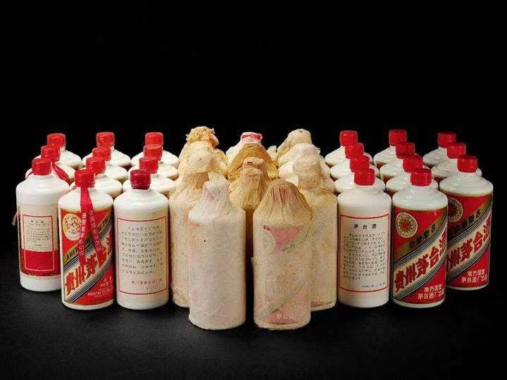 滨江日照岚山回收酒价格哪里回收(附近上门回收茅台酒）?